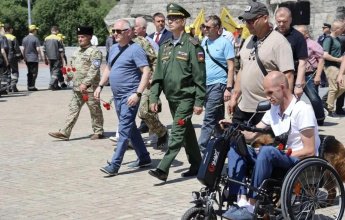 22 июня — одна из самых трагичных дат в истории России — день, когда в 1941 году началась Великая Отечественная война. Этот день стал одной из самых печальных дат в истории страны, когда фашистская Германия без объявления войны напала на Советский Союз. 
