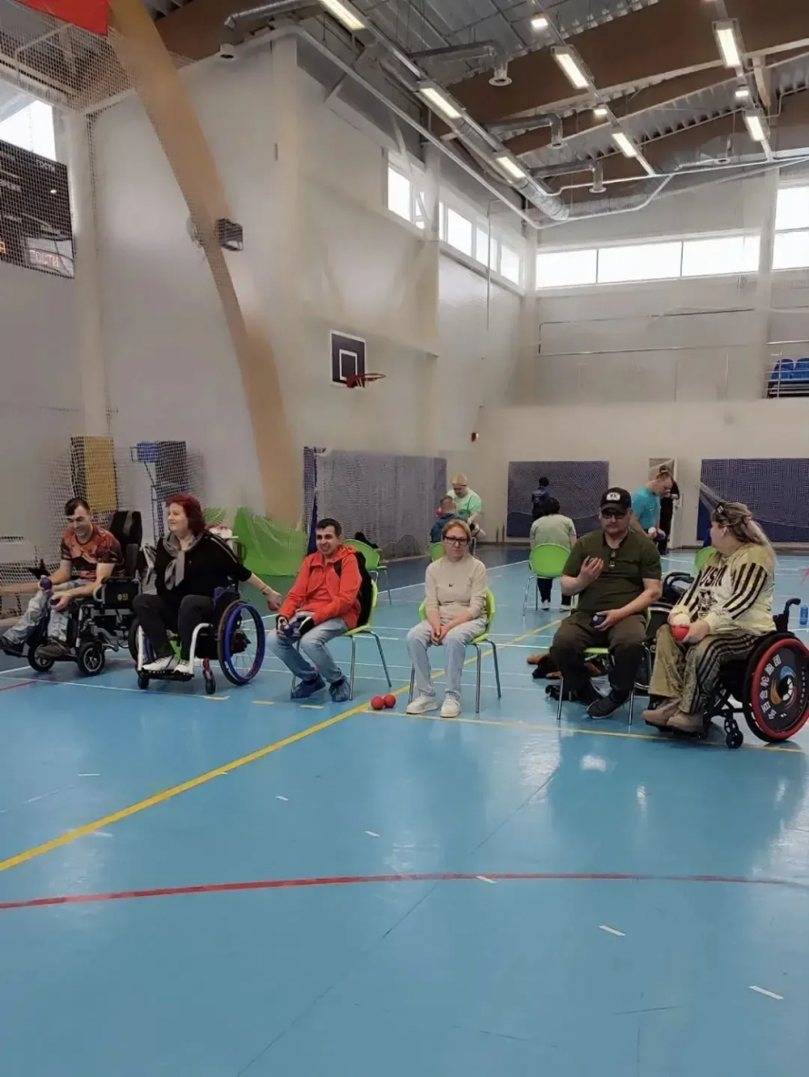 В ФОК на Вокзальной, 85/1 прошли спортивные соревнования по дисциплине «Бочча» для членов "Всероссийского общества инвалидов" г. Комсомольска-на-Амуре и Комсомольского района. Соревнования посвящены 81-й годовщине Победы в Великой Отечественной войне.
