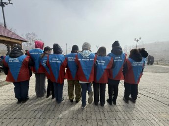 В рамках Всероссийского субботника, который проводится по президентскому национальному проекту "Инфраструктура для жизни", представители отделения инвалидов Ванинского района приняли участие в уборке. 