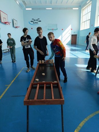 Спортивно-адаптивные игры среди детей с овз прошли в школах с.Восточного и с.Сергеевка Хабаровского муниципального района,в 2-х мероприятиях поучаствовало 35 человек.