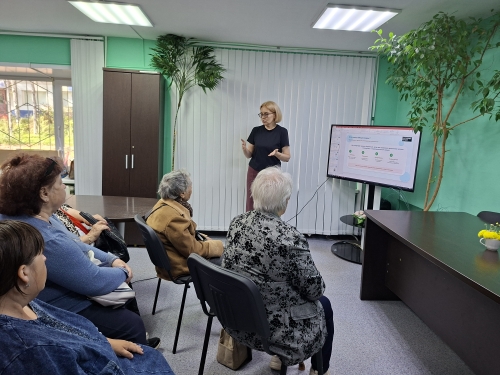    Члены отделения инвалидов Ванинского района являются активными участниками информационных встреч по реализации Стратегии повышения финансовой грамотности и формирования финансовой культуры в Российской Федерации "Как не стать жертвой мошенников". 