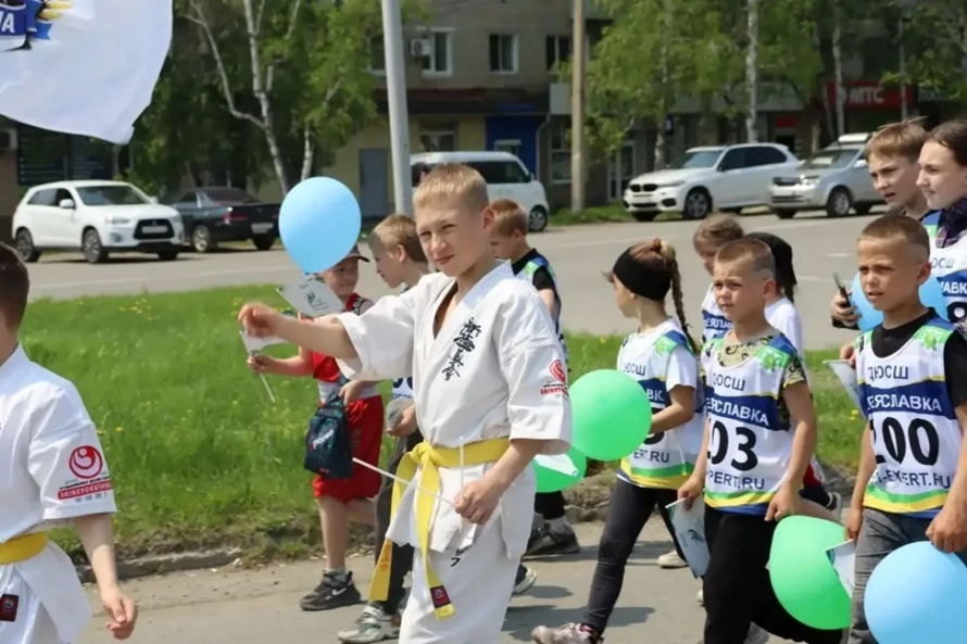  22 июня 2026 года на территории стадиона «Спарта» гп. Переяславка прошло одно из самых ожидаемых событий года — спортивный фестиваль СПОРТЛАЗО.