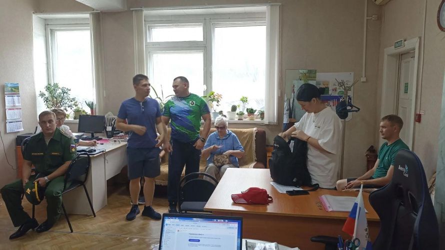 Для Отделения ХКО ООО " ВОИ" Бикинского округа стало уже традицией встречать на офисе организации представителей магазина продаж ТСР ООО " Инва- Тех" из г. Хабаровска. 