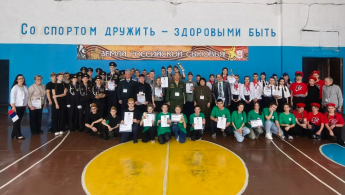  14 февраля 2026 года, в преддверии Дня защитника Отечества, в Доме культуры п. Мухен района имени Лазо прошел четырнадцатый Районный конкурс допризывной молодёжи «Земли Российской сыновья», посвященный году единства народов страны.